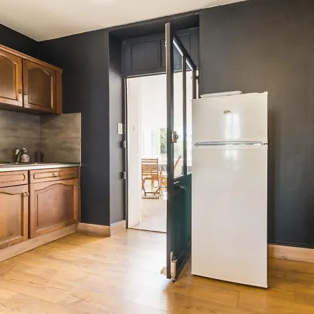 Apartment Moderne Avec Grande Terrasse, 3 Chambres, Proche Erdre Et Canal De Nantes A Brest - Fr-1-306-915 *